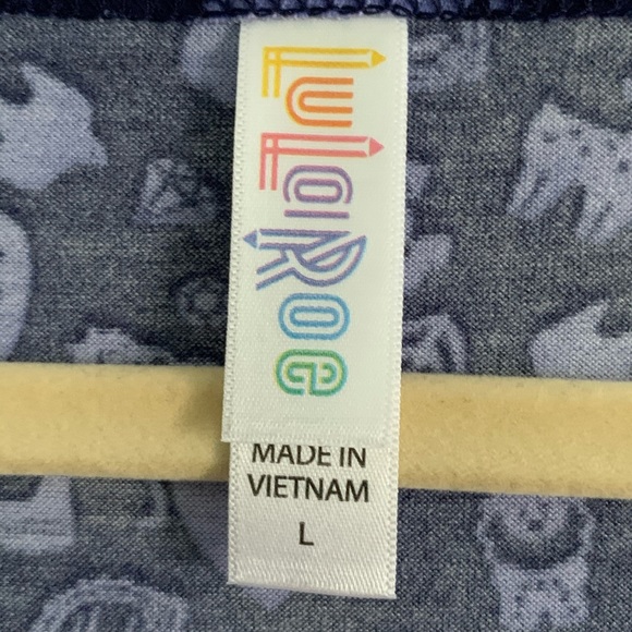 DISNEY Perfect T - NEW with TAGS!!! - Picture 3 of 6